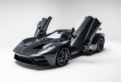 17-Mile Liquid Carbon 2022 Ford GT