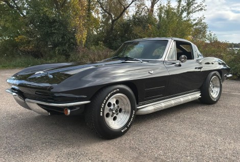 350-Powered 1963 Chevrolet Corvette Split-Window Coupe 4-Speed