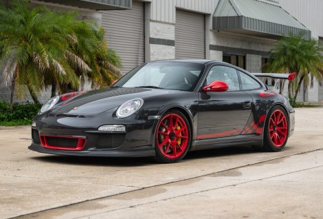 15k-Mile 2011 Porsche 911 GT3 RS