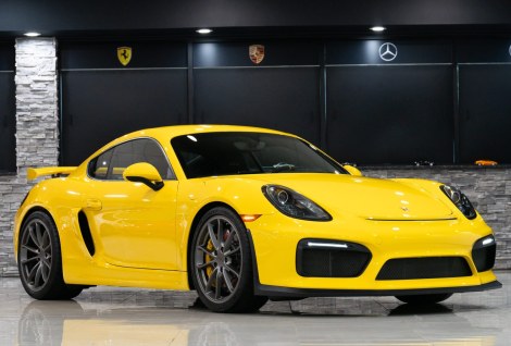 194-Mile 2016 Porsche Cayman GT4