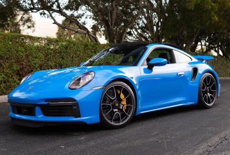 917-Mile 2022 Porsche 911 Turbo S Coupe
